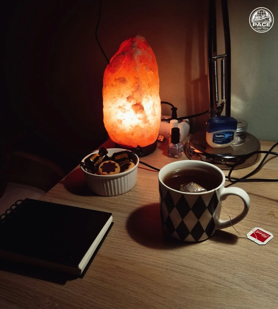 himalayan pink salt lamp​